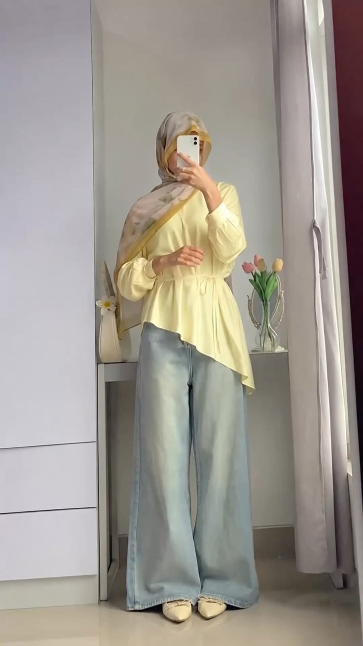 Yellow modest loose-fit asymmetrical tunic